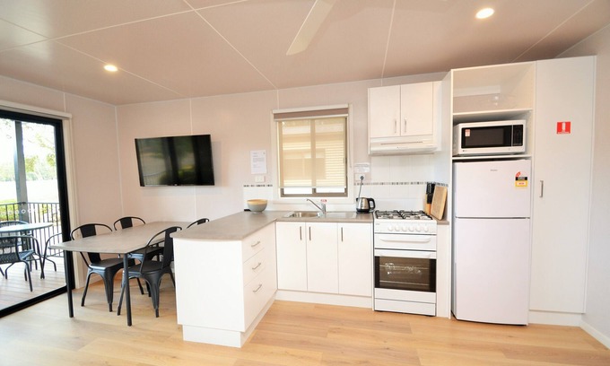 Patho Other | Torrumbarry Weir Holiday Park