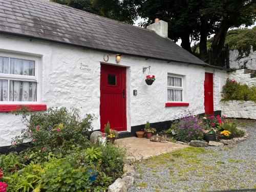 Silverbridge Apartment | Tosses Cottage - Secluded cottage with hot tub