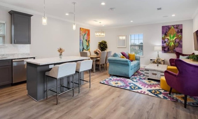 South 7th Ward House | Total Bliss& ready for FABULOUS social distancing