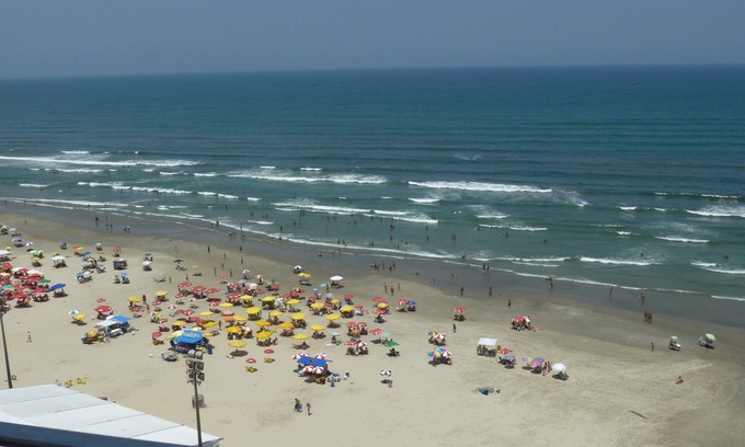 Caicara Apartment | Total view of the sea and the sunset. With a protective screen!
