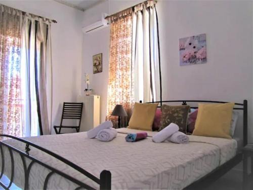 Moudros Apartment | Toula's Garden-View Apartment 3