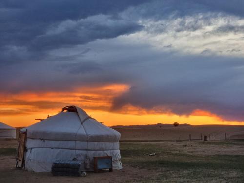 Burd Apartment | Tour guide driver