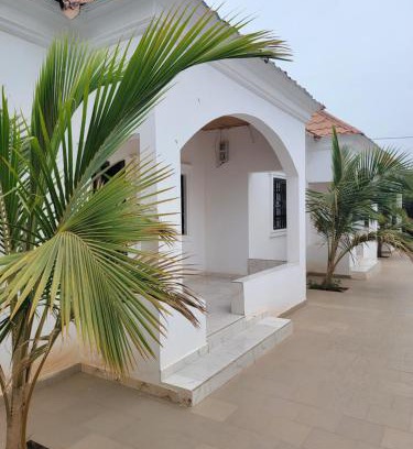 West Coast Division Apartment | Touray Holiday apartment