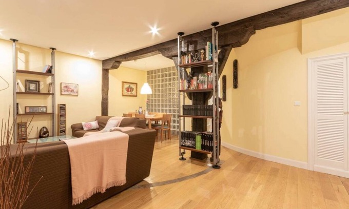 Bilbao Old Town Apartment | Tourist apt Casco Viejo tradition and skewers