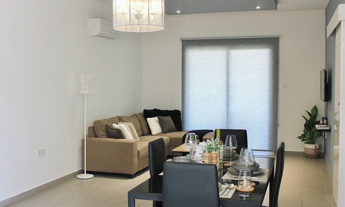 Germasogeia Apartment | Tourist Area: Chic & Modern 2 Bedroom Apartment