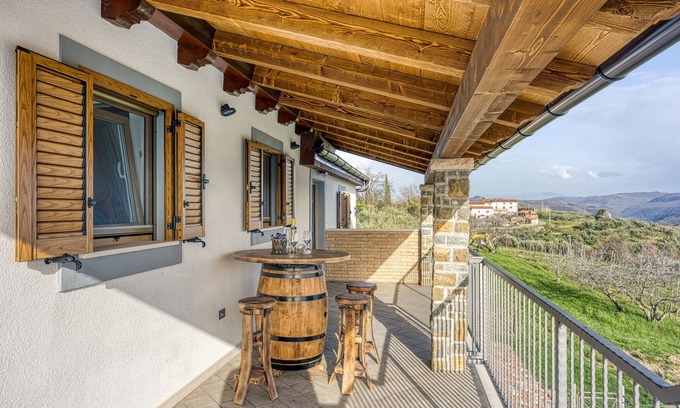 Koper Apartment | Tourist Farm Tonin - Apartment 3, Šmarje, Slovenia