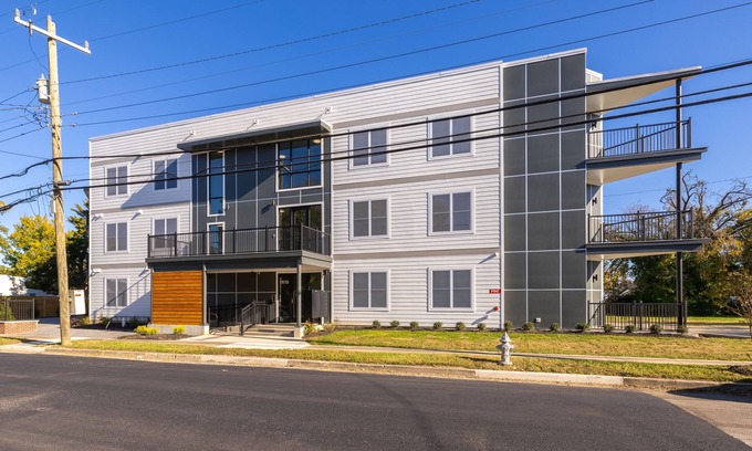 Church Hill Apartment | Tourist Home of Richmond 1 Bedroom Apartment - Church Hill North TH04