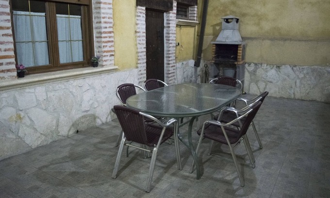 Tordesillas House | Tourist Housing El Caneco for 8 people