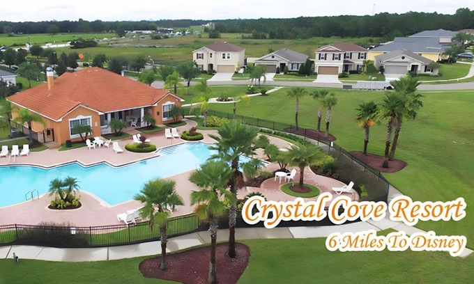 Crystal Cove House | Tourmaline Lovely 5 BR Sleeps 10 Pool Lake View