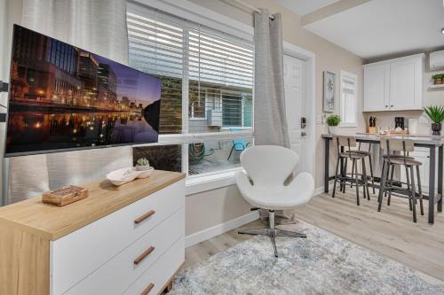 South Oceanside Apartment | Tower 9 F