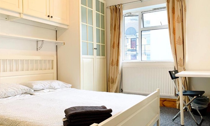 Shadwell House | Tower Bridge Accommodations - 25