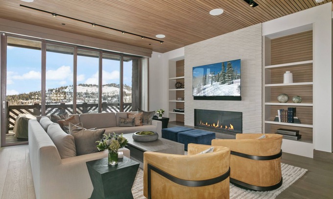 Empire Pass Condo | Tower Club Residences - Three Bedroom Deluxe #6
