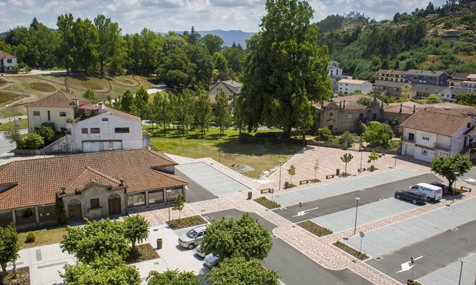 Vieira do Minho House | Tower Villa