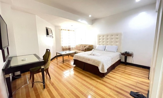 Santa Mesa Hotel | Town and Country Hotel V Mapa