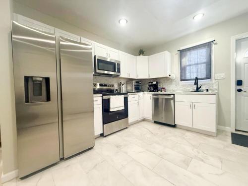 Newton Apartment | Town & Country Andover NJ Area-1st Floor 2 Bedroom