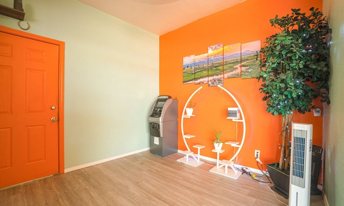 Bossier City Hotel | Town & Country Motel Bossier City by OYO