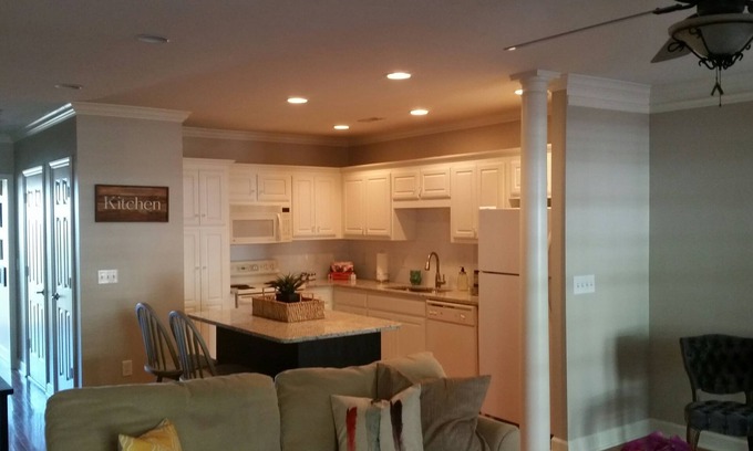 Brentwood House | Town Home In Franklin with a Perfect Launching Point to All of Nashville
