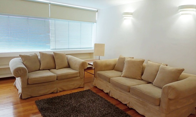 Coyoacan Apartment | Town House 2 in San Ángel 2BR/3BA 1 Queen 2 Twin 1 Sofa bed double