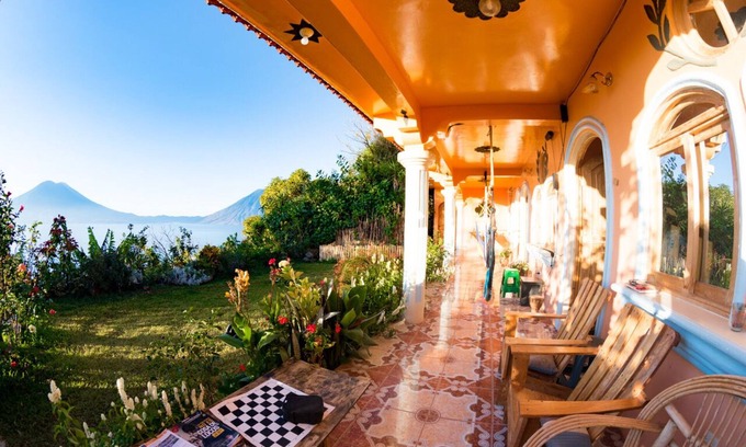 Santa Cruz La Laguna House | Town House Magnific views and awesome garden