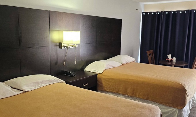 Leamington Hotel | Town N Country Motor Inn
