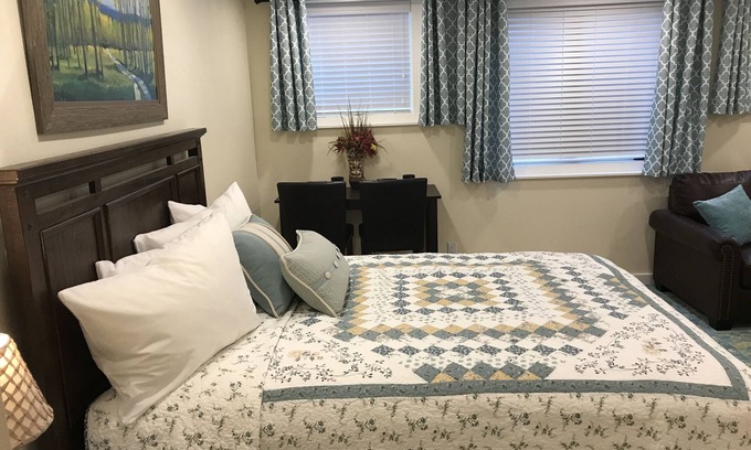 Jackson Apartment | Town Square Downtown Jackson #2