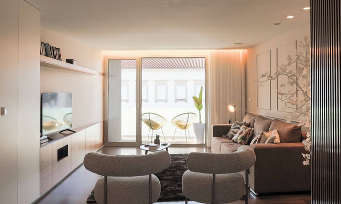 Lousada Apartment | TOWN TERRACE