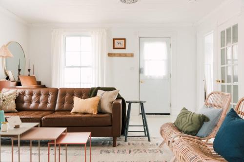 Wellington House | Town & Trail - Walkable Wellington Charmer