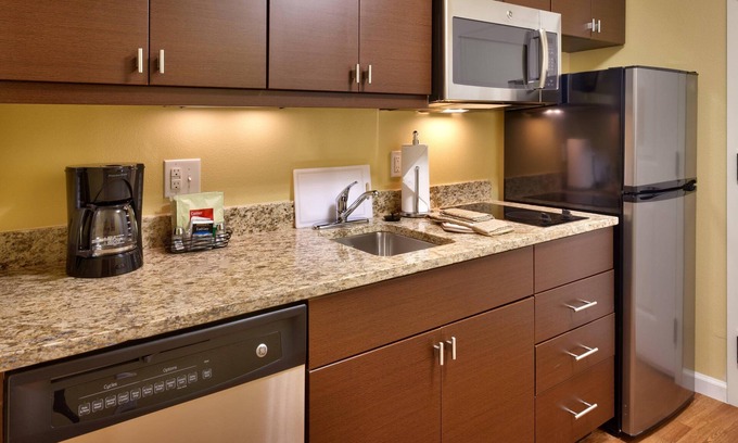 Dickinson Hotel | TownePlace Suites by Marriott Dickinson