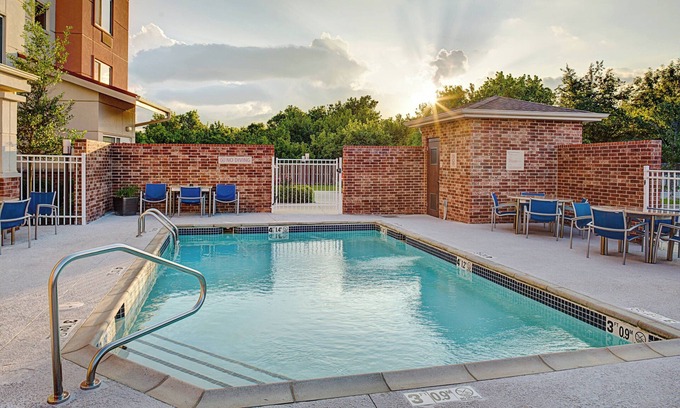 Johnson Hotel | TownePlace Suites by Marriott Fayetteville North