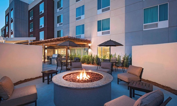 Lakeland Hotel | TownePlace Suites by Marriott Lakeland