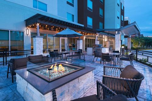 The Fountains Hotel | TownePlace Suites by Marriott Stafford Sugar Land