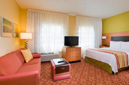 Bedford Hotel | TownePlace Suites by Marriott Dallas Bedford