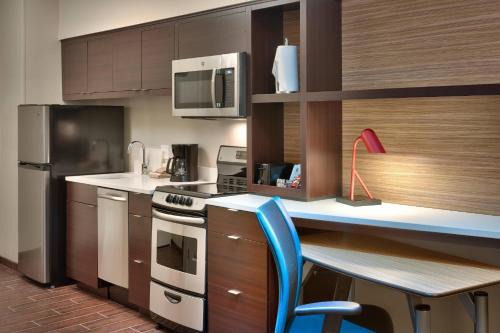 Clovis Hotel | TownePlace Suites by Marriott Clovis