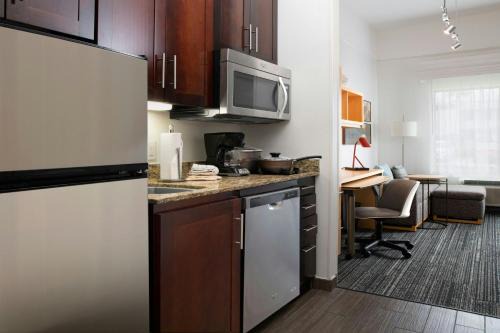 Laredo Hotel | TownePlace Suites by Marriott Laredo