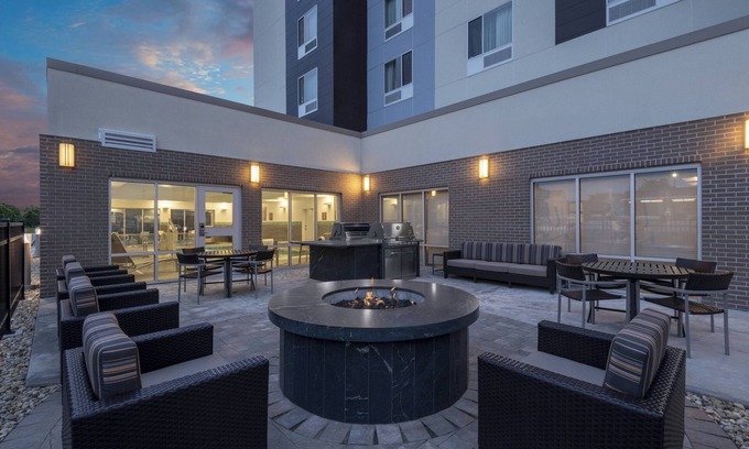 Edwardsville Hotel | TownePlace Suites by Marriott St. Louis Edwardsville, IL