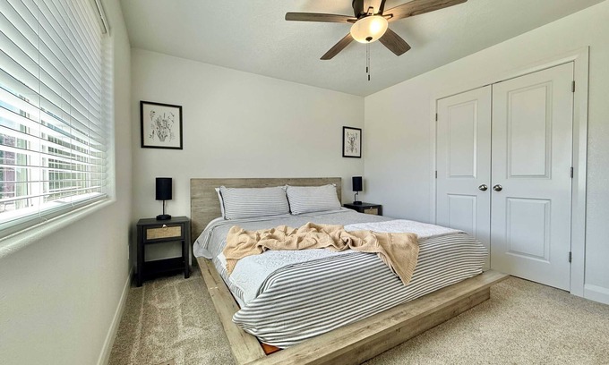 Glendale House | Townhome in Glendale, UT near Zion with hot tub
