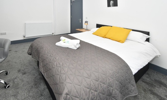 Crewe House | Townhouse @ Bedford St -Superior Double