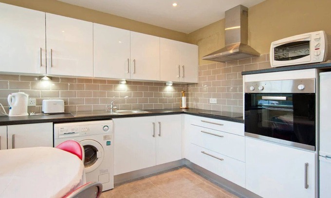 Killester House | Townhouse Clontarf near Sea and City