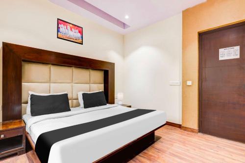 DLF City Hotel | Townhouse DLF Phase 2 Gurgaon