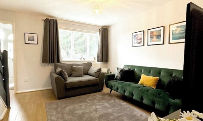 Barrow-on-Trent House | Townhouse in Derby