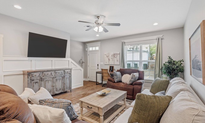 Lake Charles Apartment | Townhouse in Downtown Lake Charles