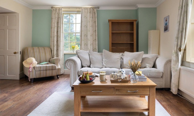 Llanrwst House | Townhouse in Llanrwst near Snowdonia Park