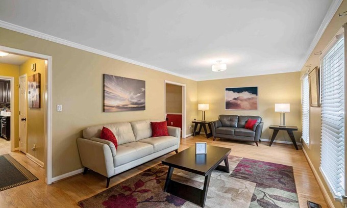 Marietta House | Townhouse in Marietta