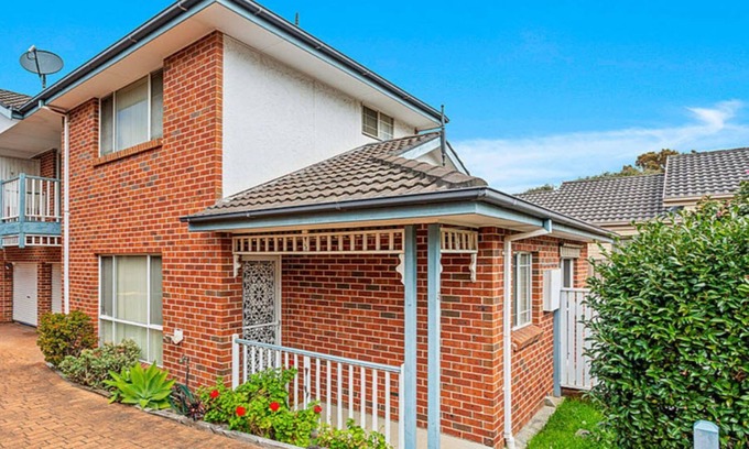 Shellharbour House | Townhouse in Shellharbour Village