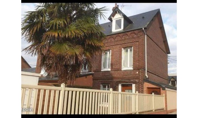 Maromme House | Townhouse Maromme