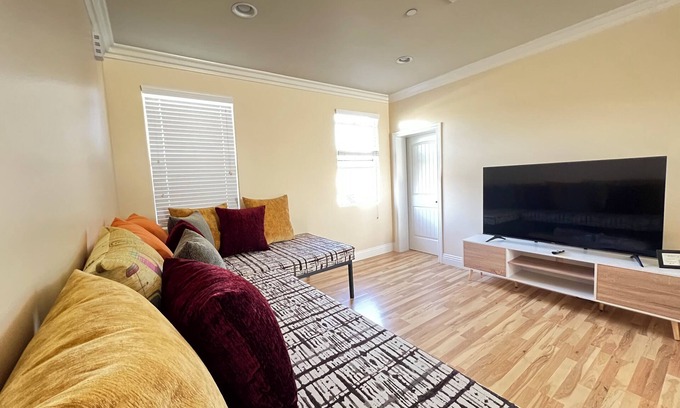 Azusa House | Townhouse - New, New, Newn