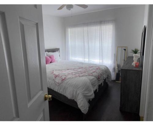 Riverview House | Townhouse Retreat