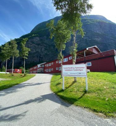 Sunndalsora Hotel | Trædal Hotel