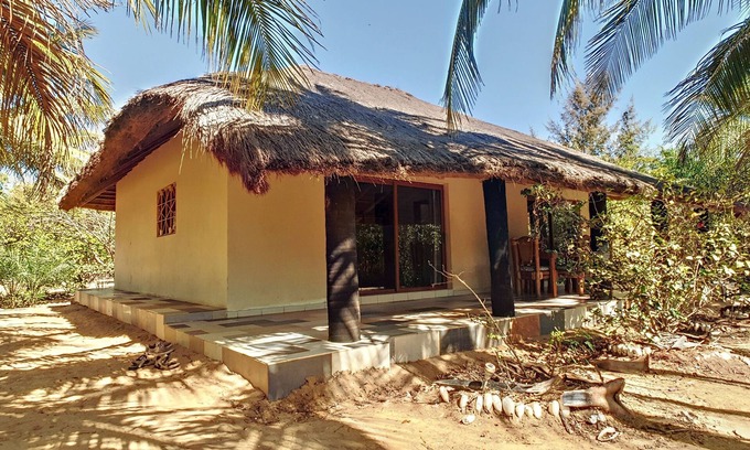 Abeme House | Très Agréable Villa 2 Chambres Avec Jardin