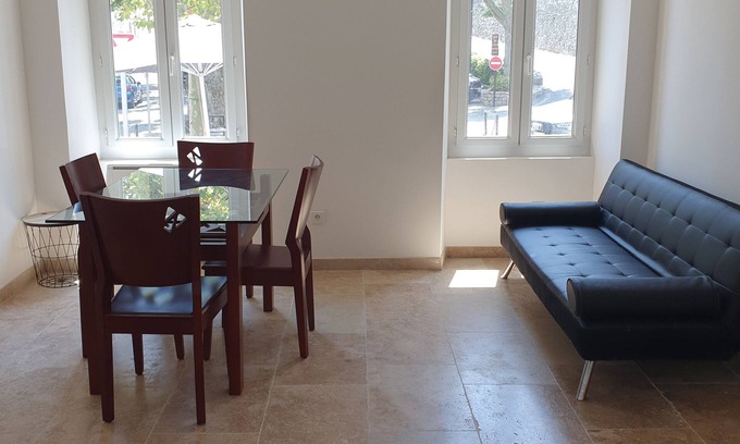 Callas Apartment | Très bel Appartement au Centre du Village